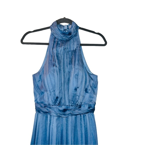 MAC DUGGAL tie neck halter tiered gown maxi dress light blue metallic formal 4 - Picture 4 of 14